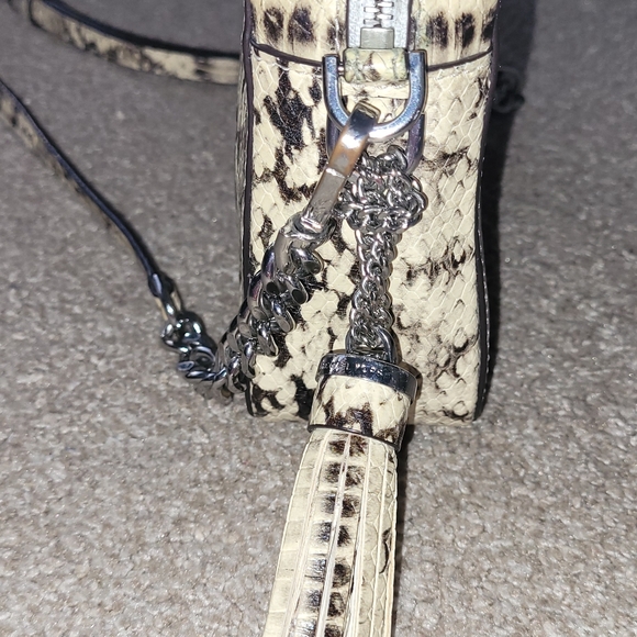 Michael Kors embossed snake skin camera bag - Picture 8 of 9